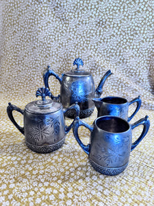 MEAD & ROBBINS TEA SET