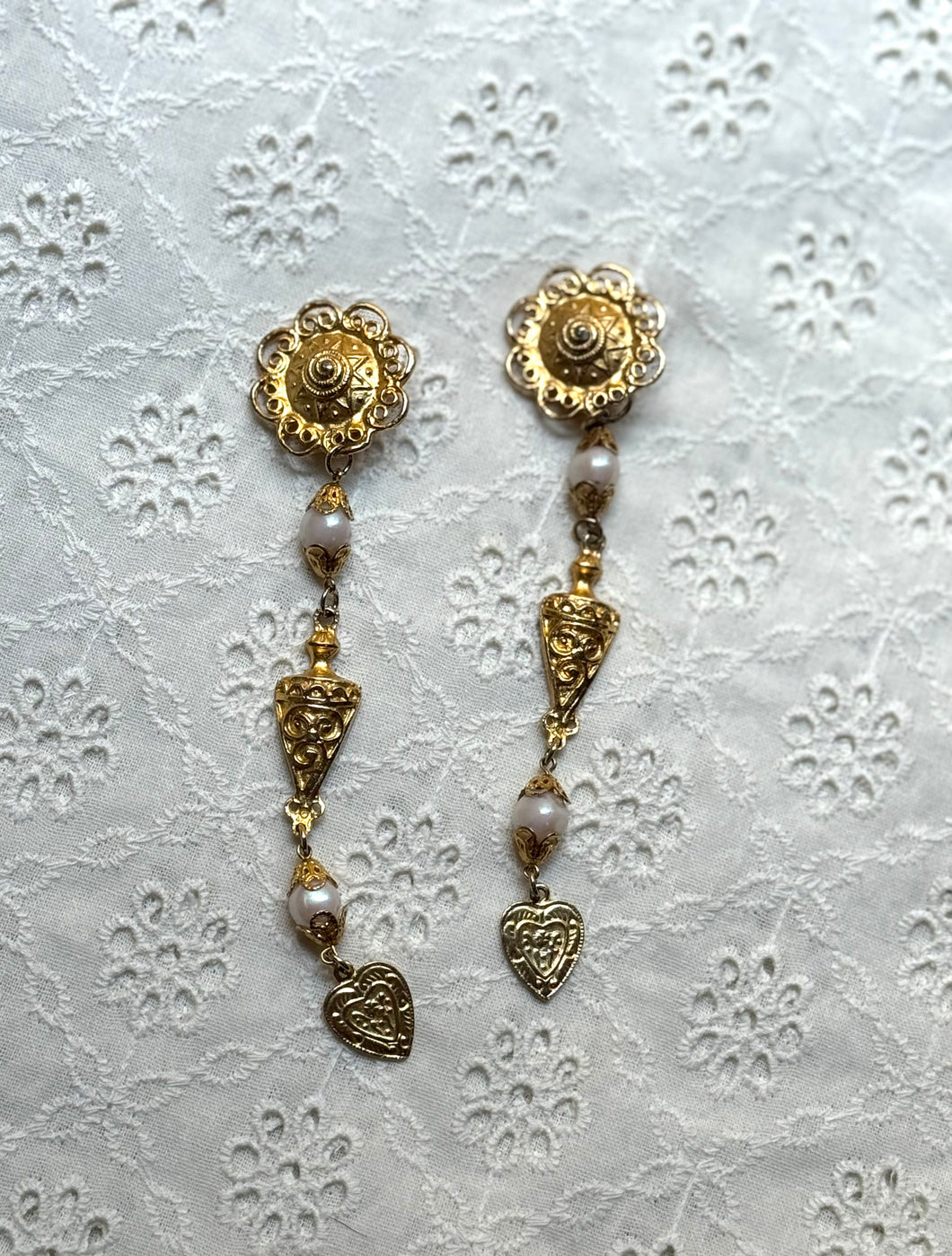 DANGLE EAR CLIP-ON EARRINGS